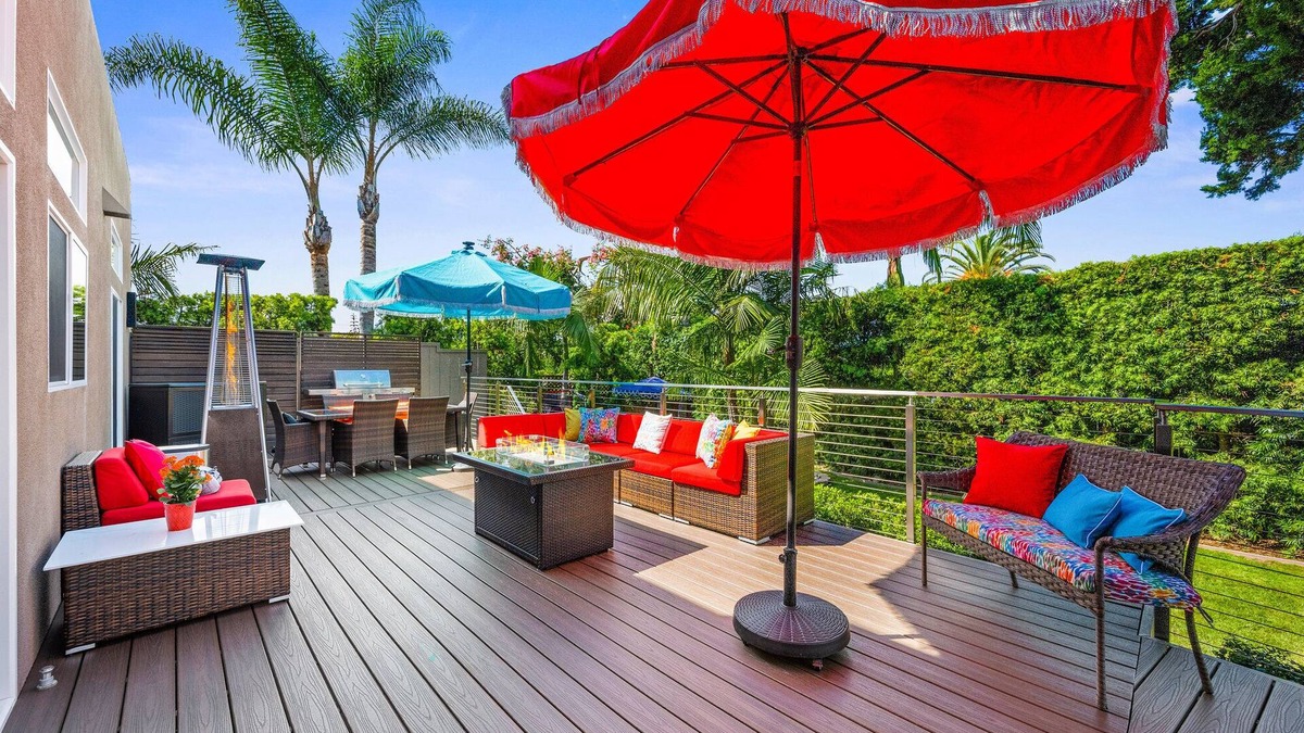 South Oceanside House | 2 Beautiful Coastal Homes FAMILY FRIENDLY: Outdoor Space: FireTable BBQ Yard EVC