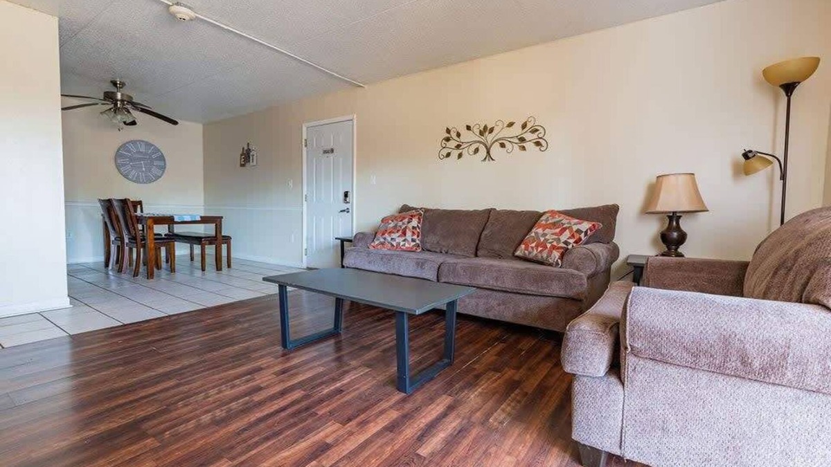 East Ridge Apartment | 2-bed, 2-bath apartment living experience