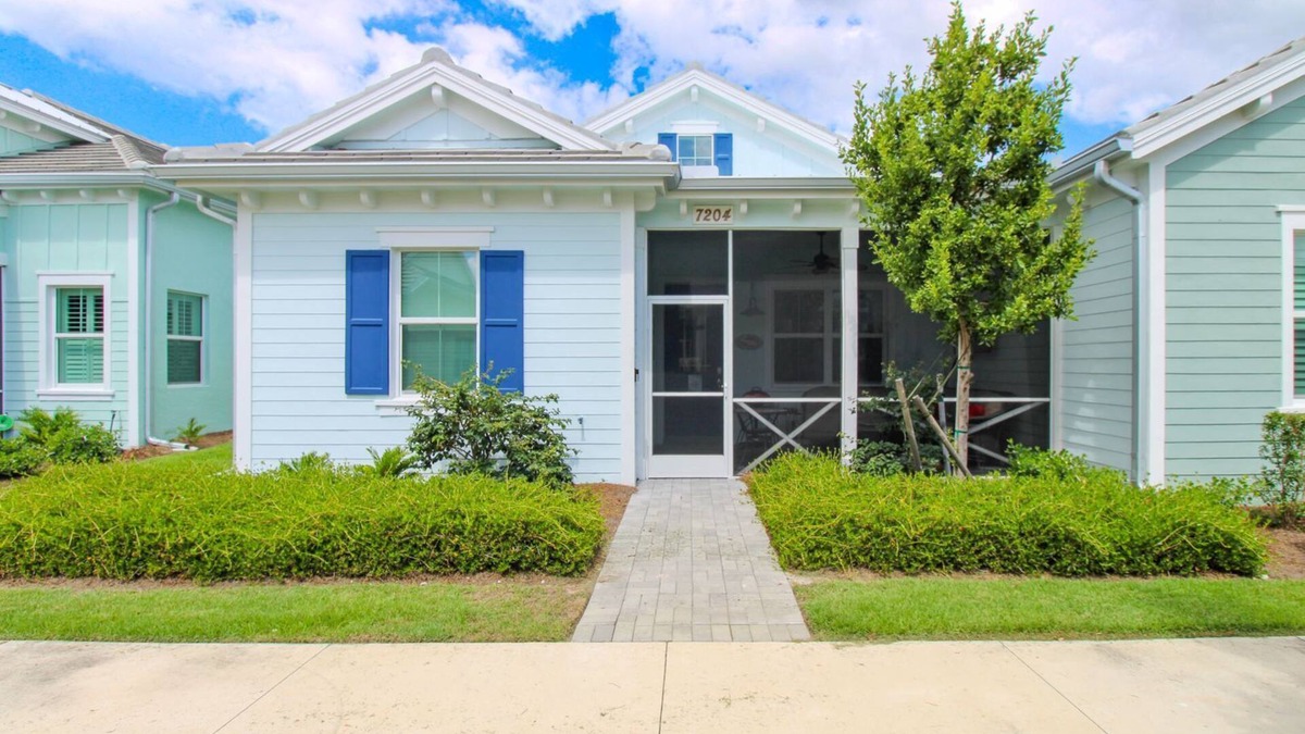 Naples Cottage | 2 BED-2 BATH LUXURY COTTAGE IN THE ISLES OF COLLIER PRESERVE NAPLES FLORIDA