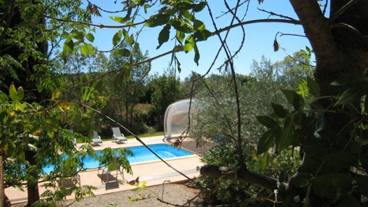 Cebazan House | 2-bed 5-ft. air-conditioned villa with shared heated and covered swimming pool