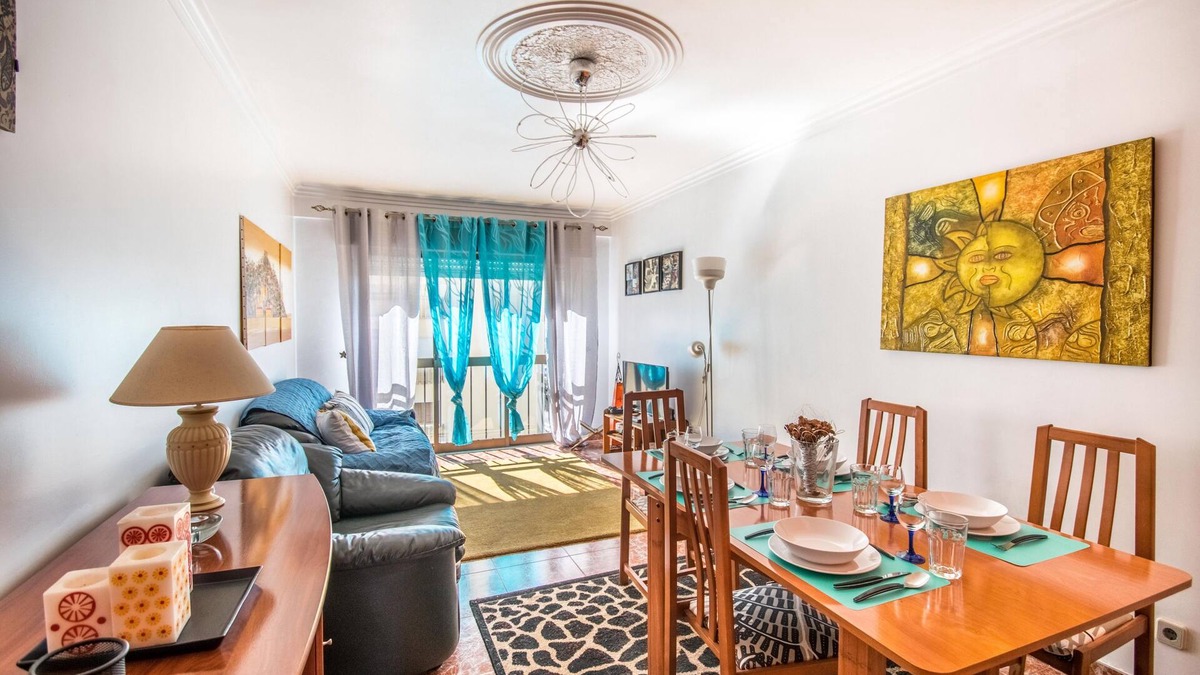 Reboleira Apartment | 2 bed apartment in Perfect location to Enjoy Lisbon Sintra Cascais 1200m metro