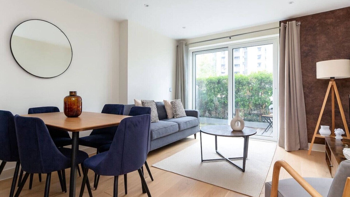 Woolwich Riverside Apartment | 2 Bed Apartment in Woolwich