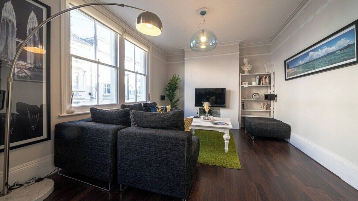 Royal Tunbridge Wells Apartment | 2 Bed Central Tunbridge Wells