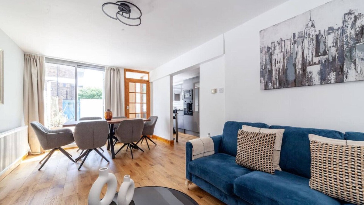 Mildmay Apartment | 2 Bed Garden Flat in Islington