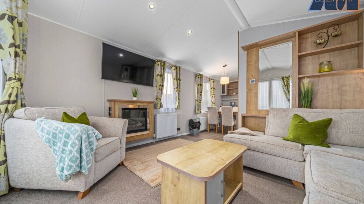 Southerness House | 2 Bed Holiday Home with Starlink Internet