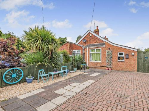 Sandilands House | 2 Bed in Sutton-on-Sea 74809
