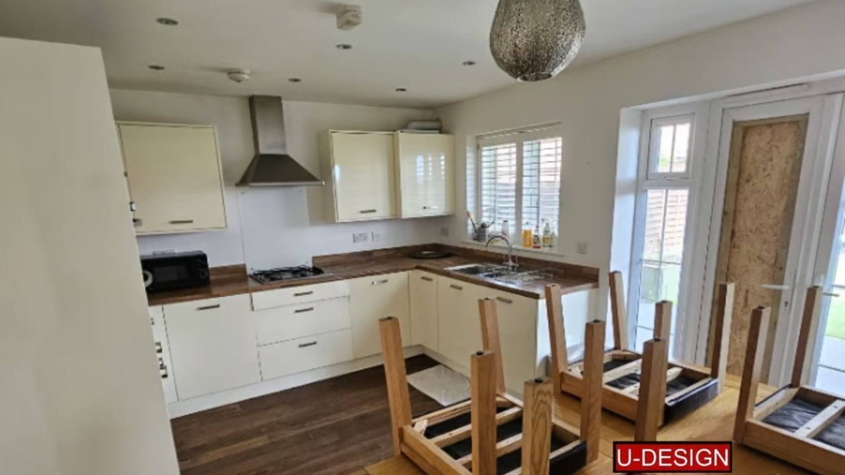 Bedford House | 2 Bed Terraced House Bedford - MK42