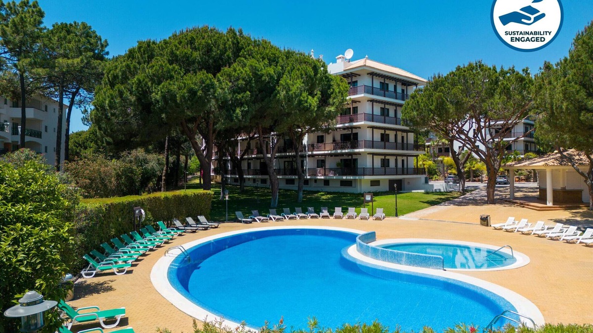 Aldeia das Acoteias Apartment | 2-Bed w/Pool 500m from Falésia Beach