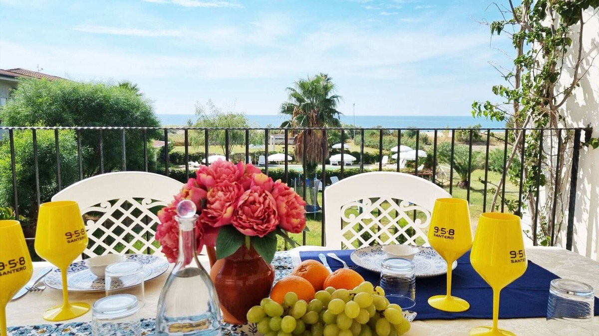 Capo Rizzuto Apartment | 2-bedroom apartment and terrace with spectacular sea view