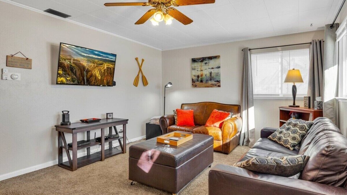 Canon City House | 2 bedroom, 1 bath, with additional sofa sleeper, dog friendly w. fee, Foosball Table, quiet neighborhood