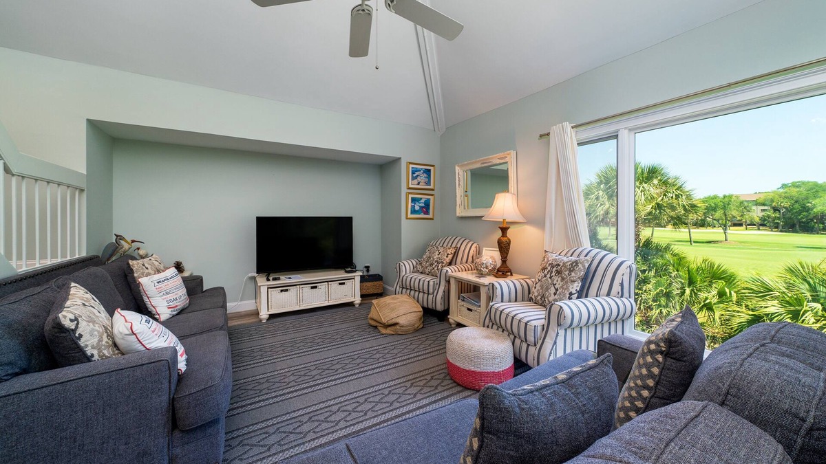Spinnaker Beachhouses House | 2 Bedroom/2 Bath Villa! Pet Friendly Spinnaker! Walk to Beach, Club, Pools! Amenity Cards!