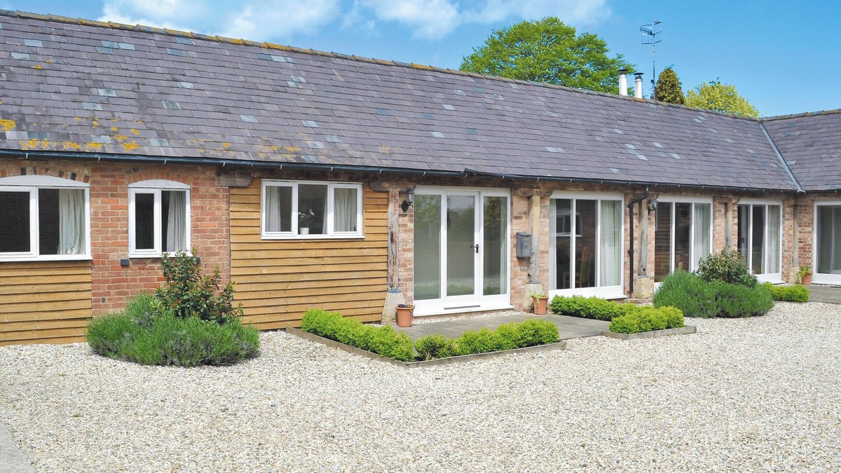 Whitchurch Cottage | 2 bedroom accommodation in Crimscote, near Newbold