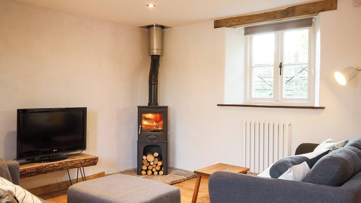 Flaxley Cottage | 2 bedroom accommodation in Elton, Newnham-on-Severn