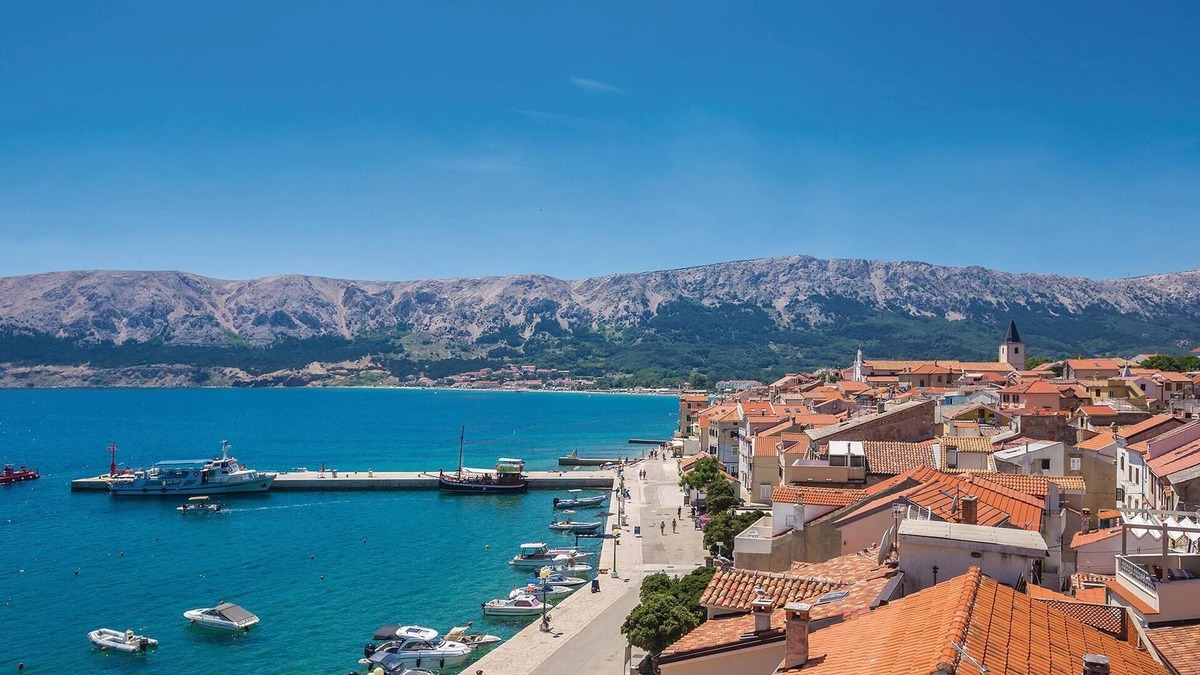 Baska Apartment | 2 bedroom accommodation in Bascanska Draga