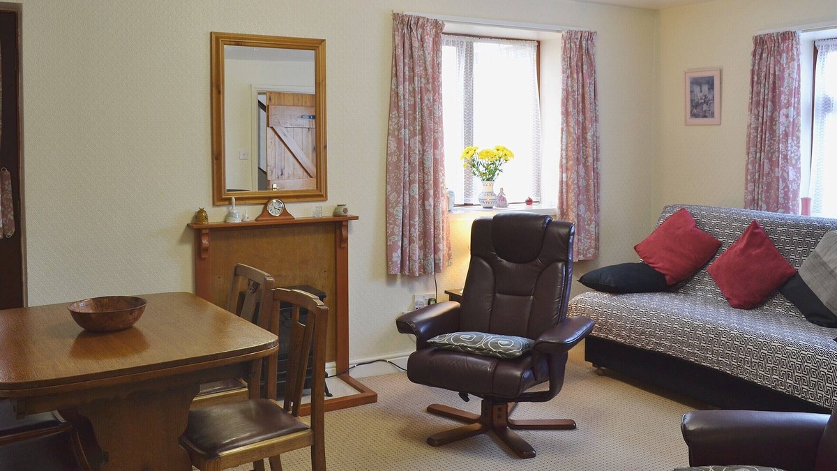 Linton-on-Ouse Cottage | 2 bedroom accommodation in Linton-on-Ouse