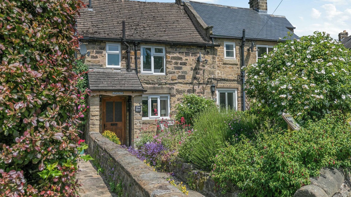 Eyam Cottage | 2 bedroom accommodation in Eyam, near Bakewell