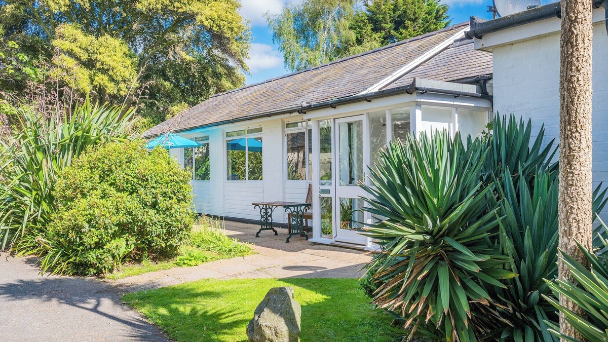 Felixstowe Cottage | 2 bedroom accommodation in Felixstowe