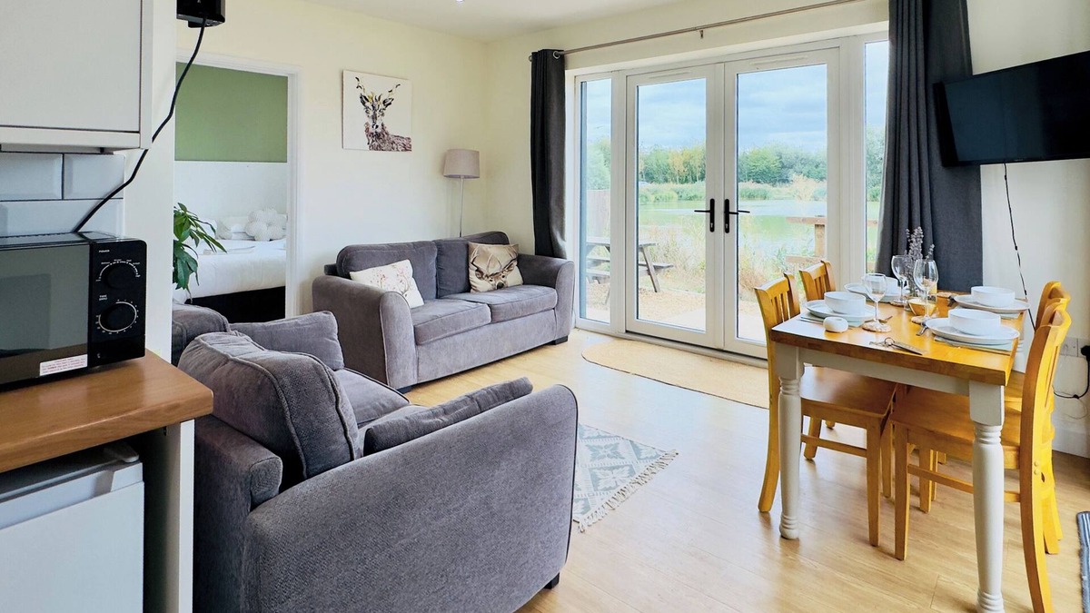 Huntingdon Cottage | 2 bedroom accommodation in Pidley, near Huntingdon