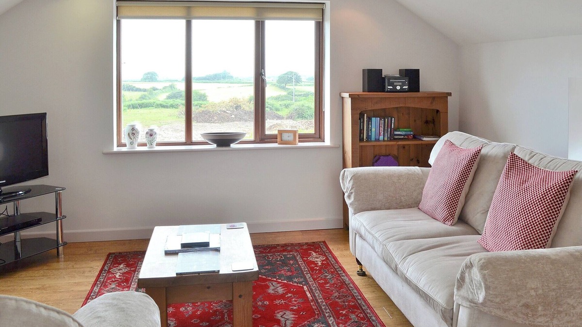Y Felinheli Cottage | 2 bedroom accommodation in Y Felinheli, near Bangor