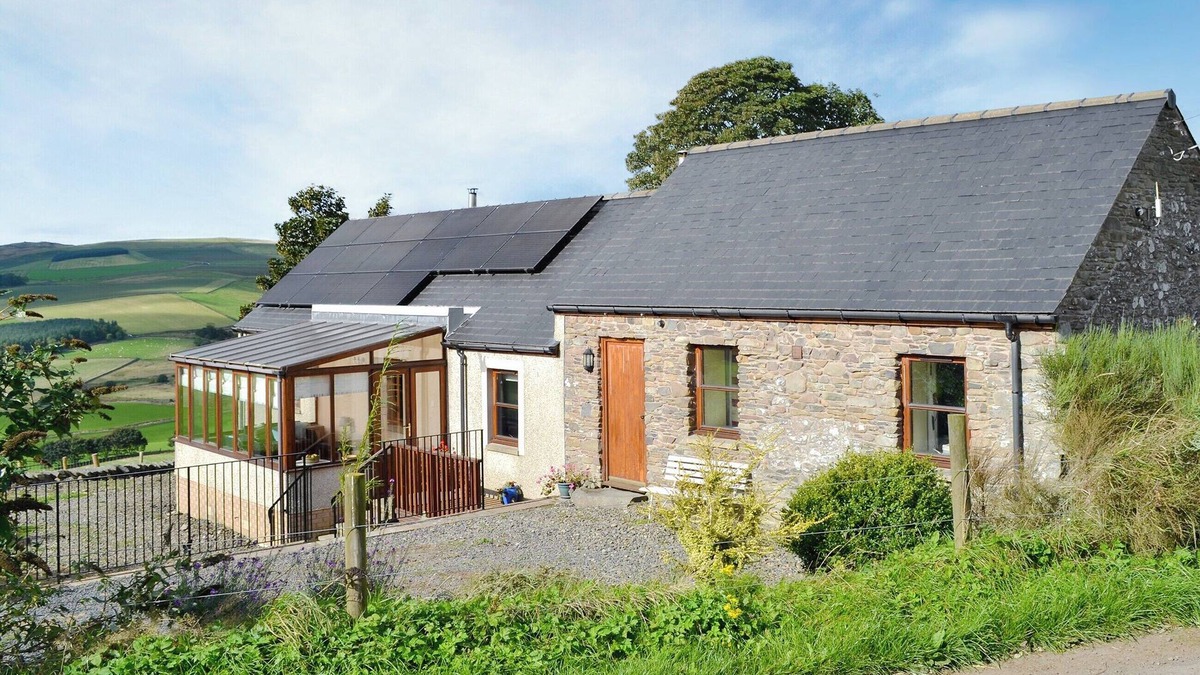 Galashiels Cottage | 2 bedroom accommodation in Langshaw, near Galashiels