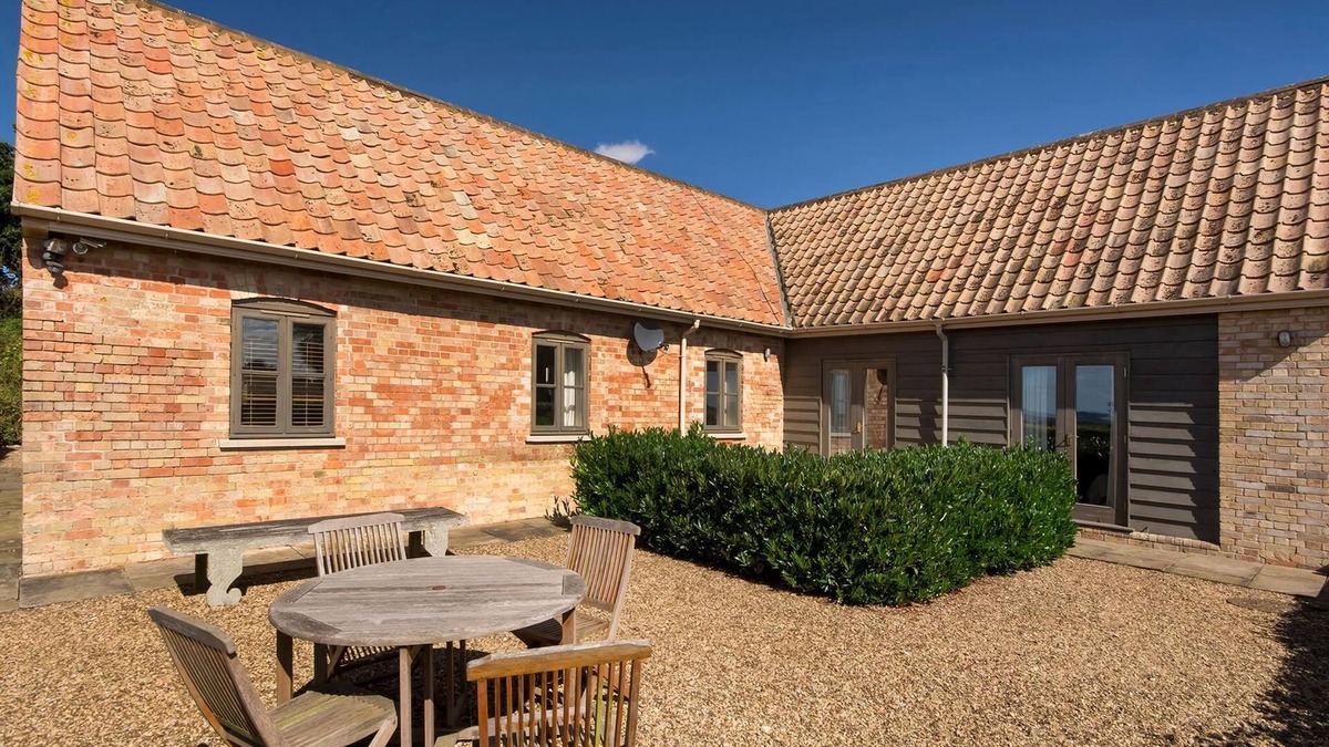 Clopton Cottage | 2 bedroom accommodation in Clopton, near Kettering