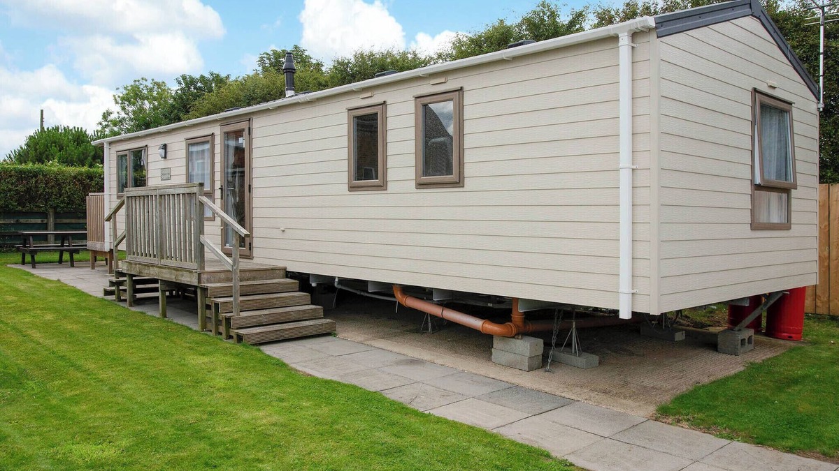 Mappleton House | 2 bedroom accommodation in Cowden, Nr Hornsea