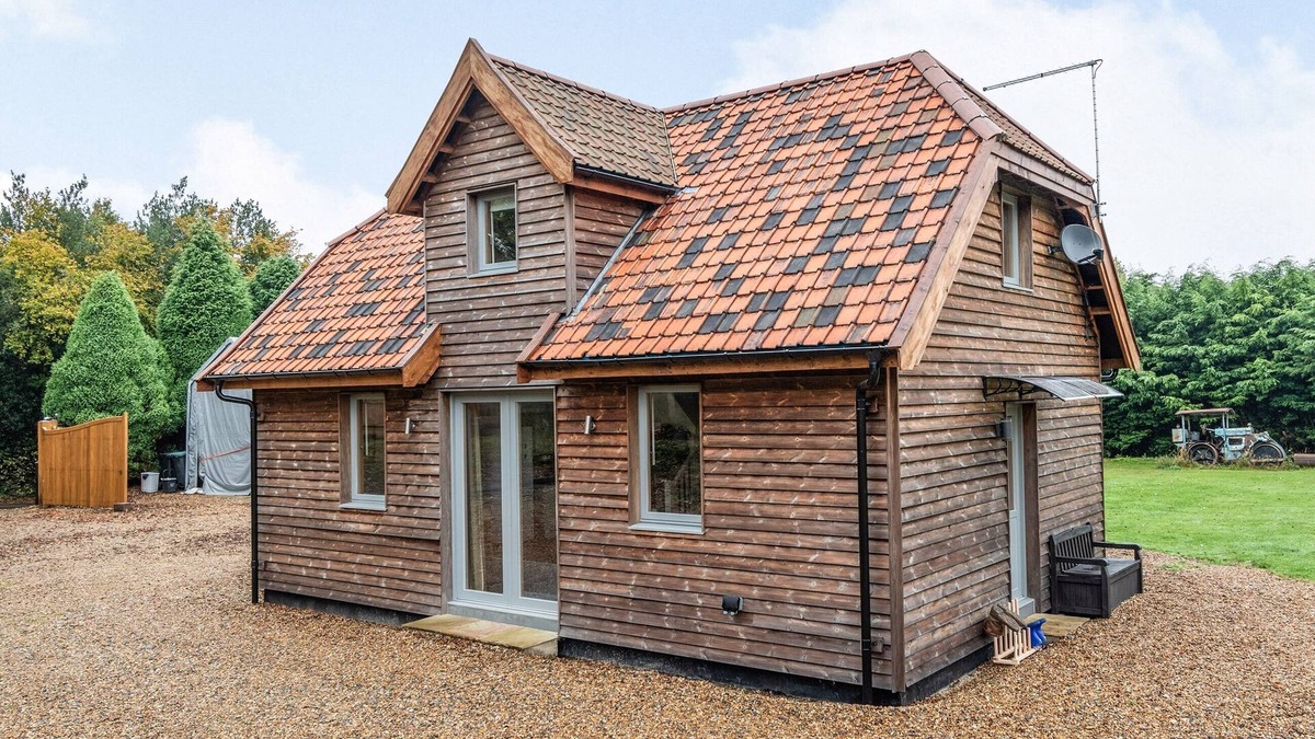 Fairseat Cottage | 2 bedroom accommodation in Harvel, near Gravesend
