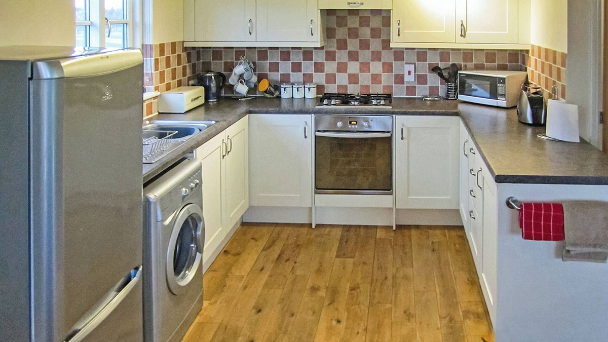 Palgrave Ski Chalet | 2 bedroom accommodation in Palgrave, Diss