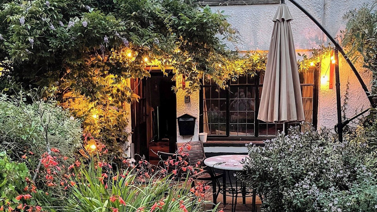 Tiverton Cottage | 2 bedroom accommodation in Bickleigh, near Tiverton