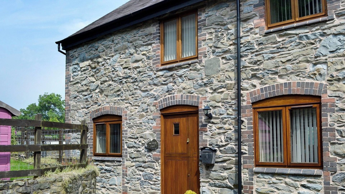 Acrefair Cottage | 2 bedroom accommodation in Llangollen, near Wrexham