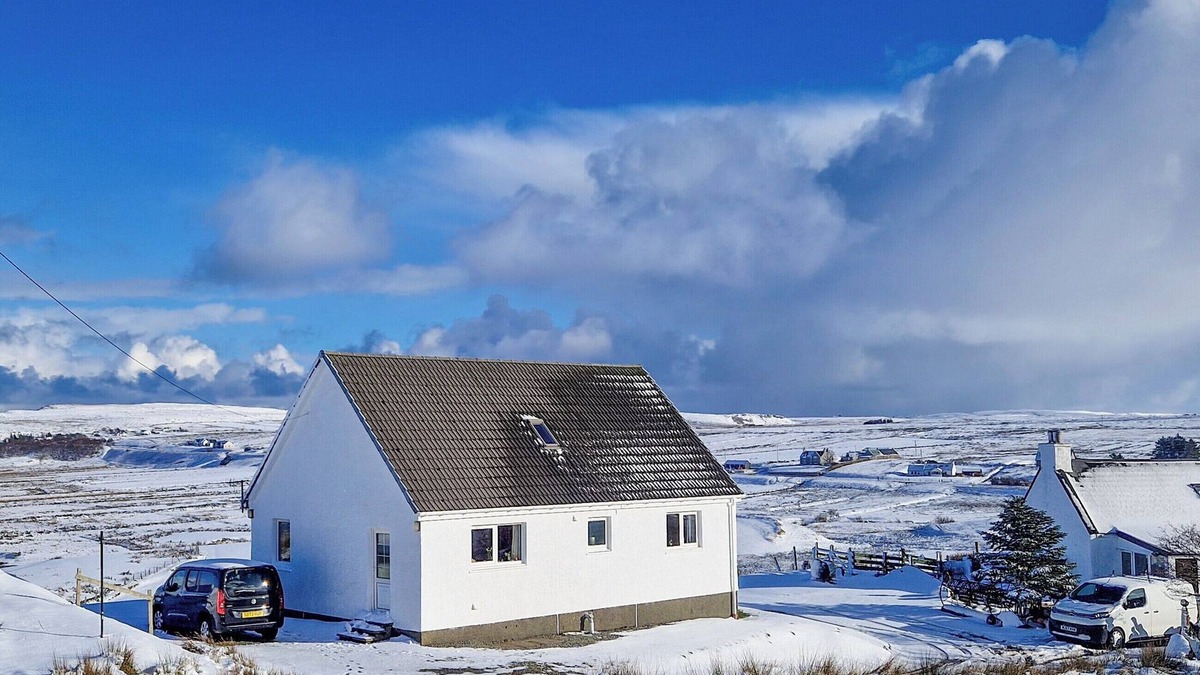 Digg Cottage | 2 bedroom accommodation in Staffin