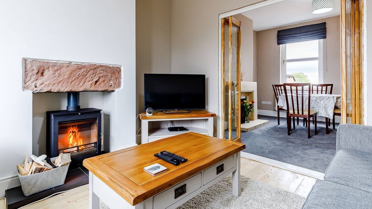 Alton Cottage | 2 bedroom accommodation in Alton