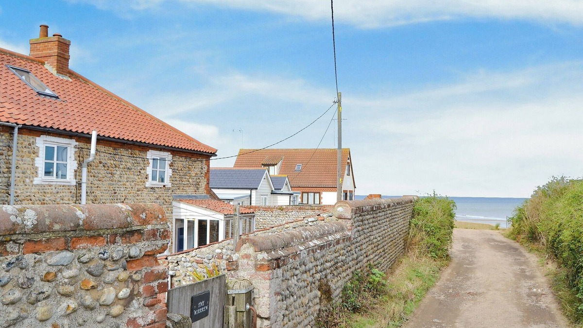 Bacton Cottage | 2 bedroom accommodation in Bacton