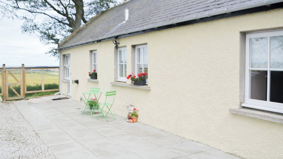 Banff Cottage | 2 bedroom accommodation in Cornhill, near Portsoy