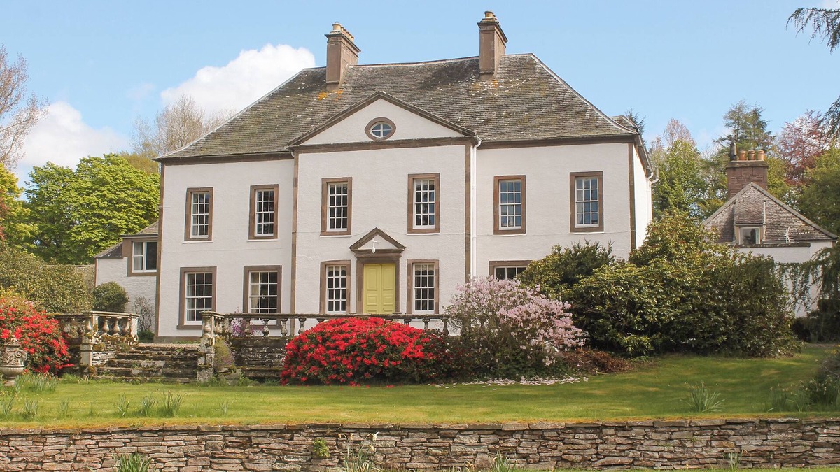 Forfar Cottage | 2 bedroom accommodation in Pitscandly, near Forfar