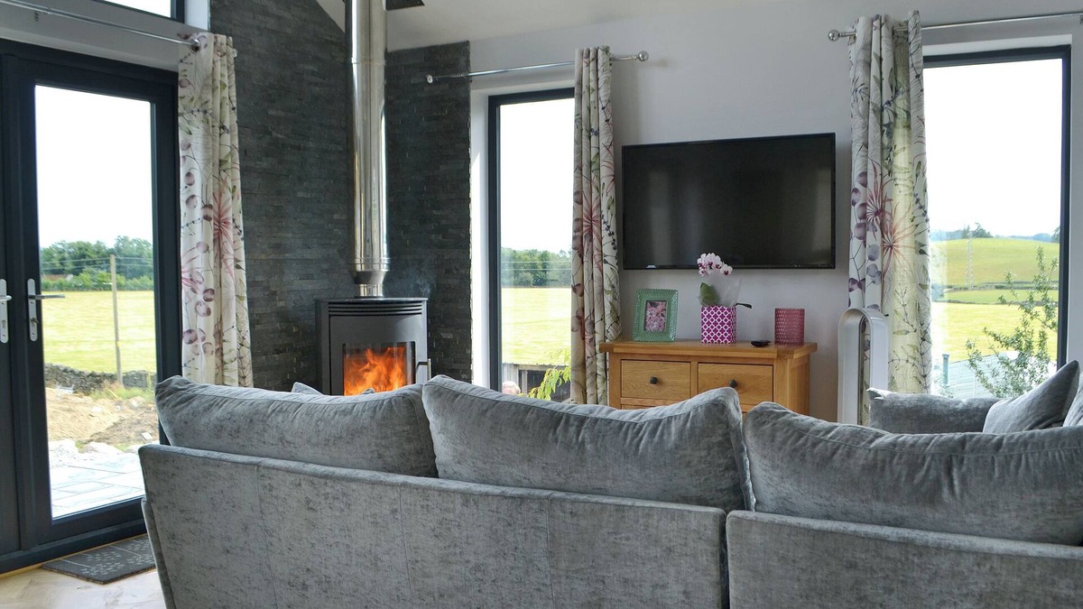 Kendal Cottage | 2 bedroom accommodation in Burneside, near Kendal