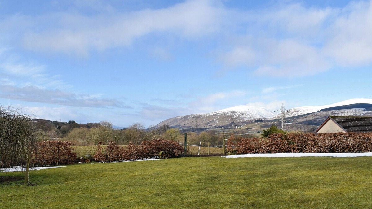 Rumbling Bridge Cottage | 2 bedroom accommodation in Kinross