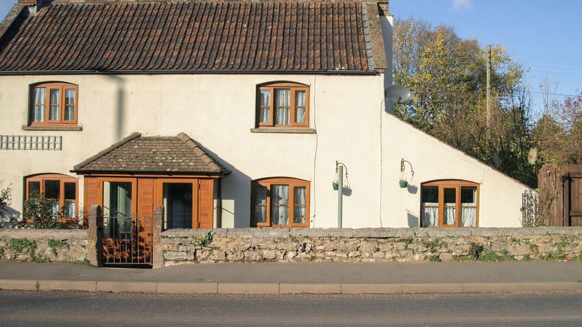 Wells Cottage | 2 bedroom accommodation in Wells
