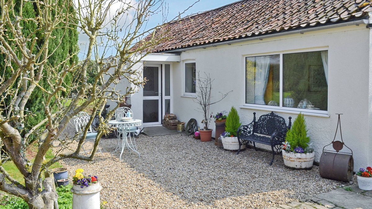 York Cottage | 2 bedroom accommodation in Stillington, near York
