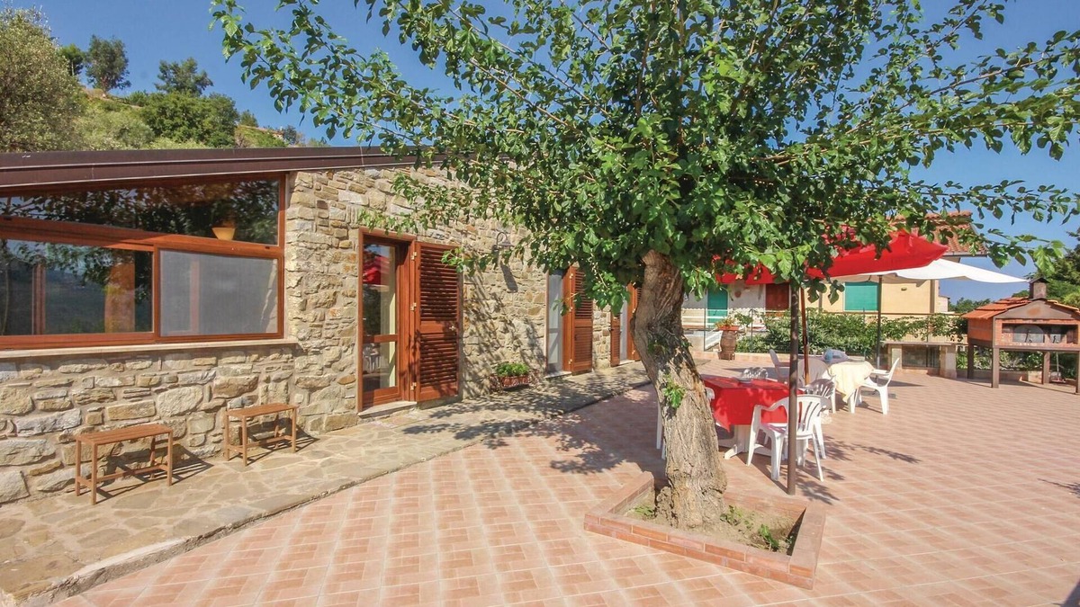 Perdifumo House | 2 bedroom amazing home in Perdifumo SA