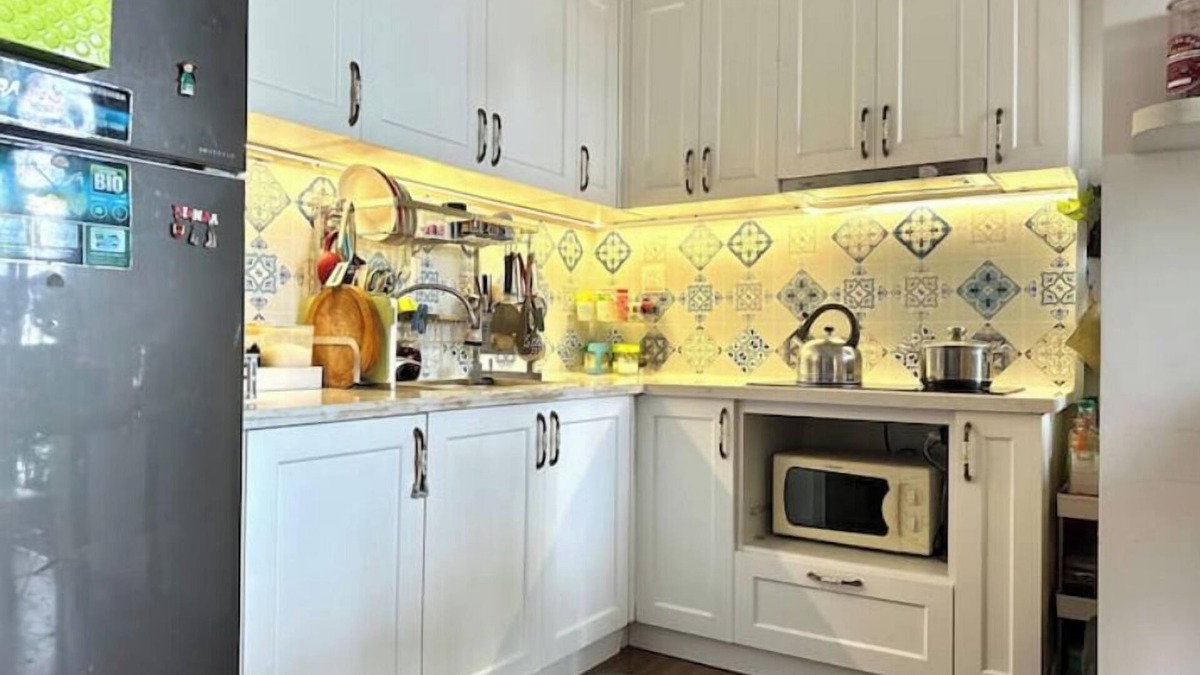 Van Giang House | 2 bedroom apartment 75m2, spacious, nice view, high speed wifi, full amenities.