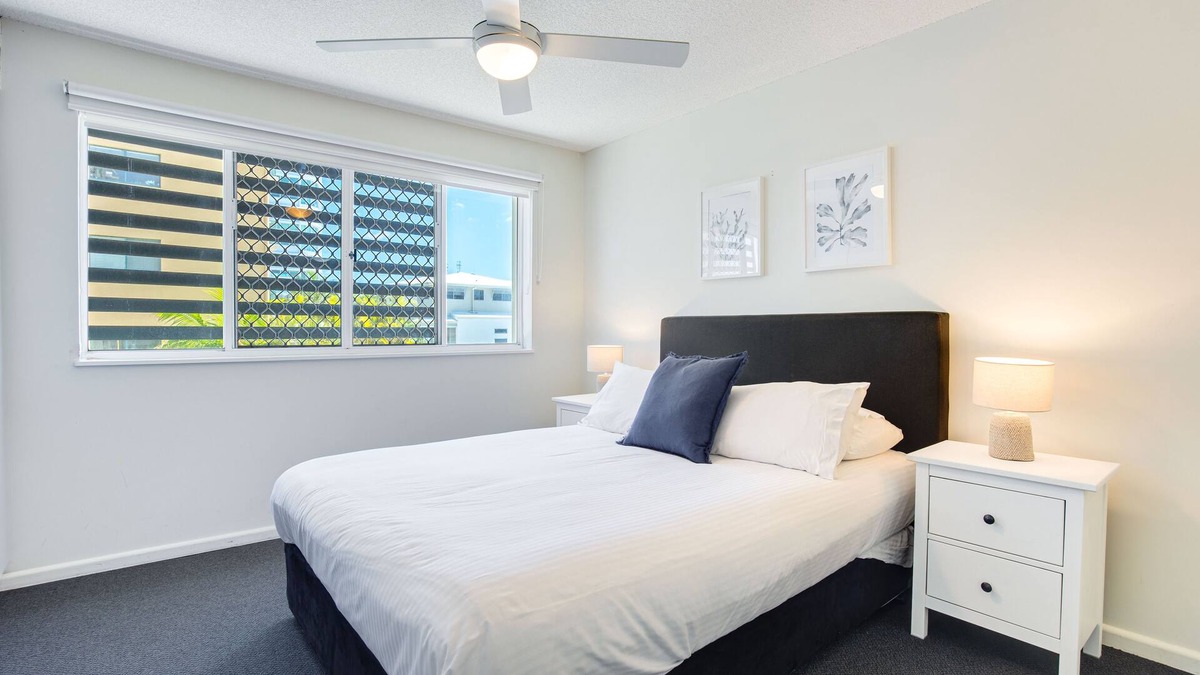 Maroochydore Apartment | 2 Bedroom Apartment Sea View Second Floor