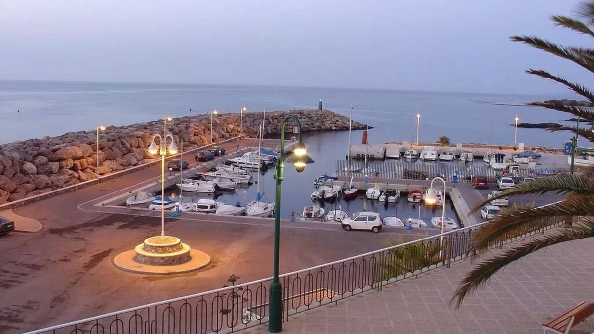 Villaricos Apartment | 2 bedroom apartment, 150 m. from beach and centre of Villaricos