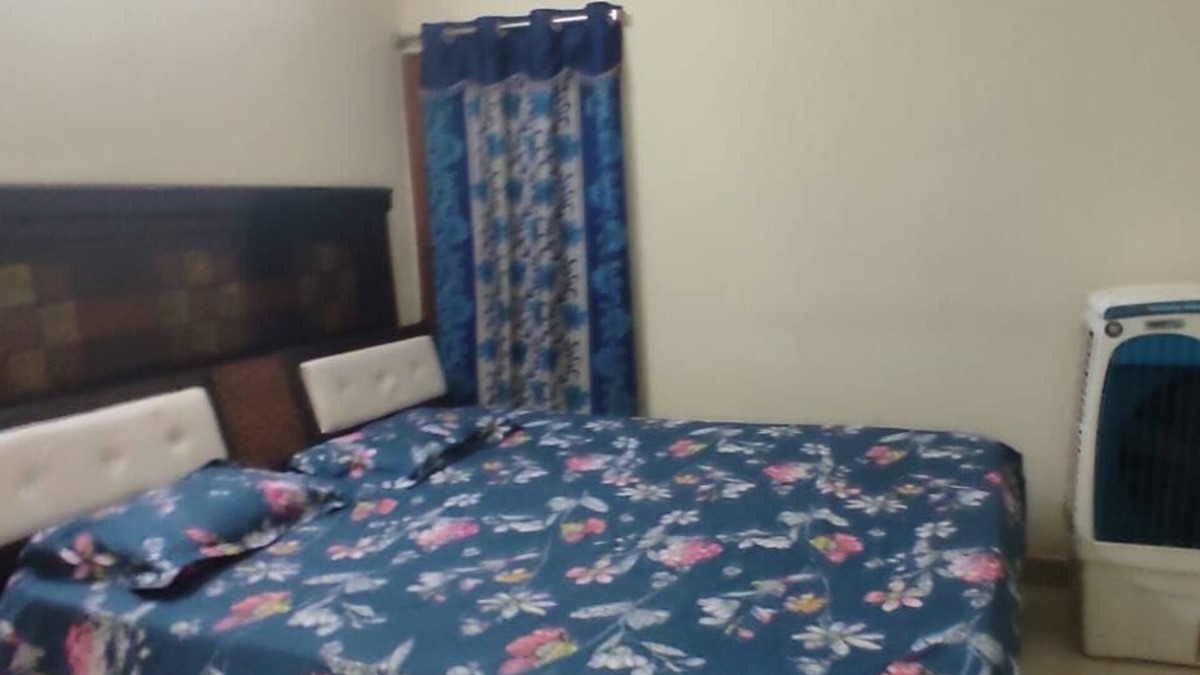 Hyderabad Apartment | 2-bedroom apartment in welcoming Hyderabad with WiFi, AC, fitness room