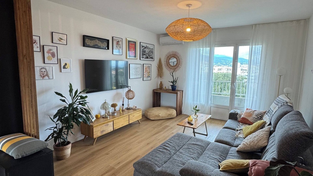 Biguglia Apartment | 2-bedroom apartment near beaches and Bastia, sea and mountain view