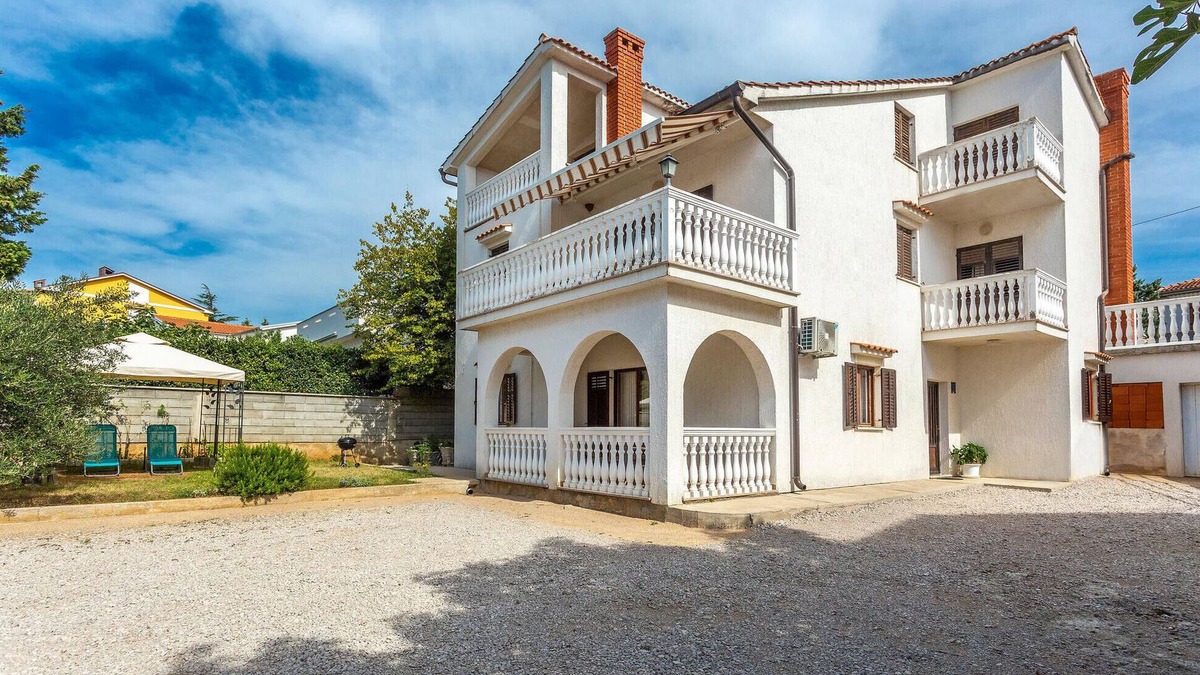 Municipality of Omisalj Apartment | 2 bedroom awesome apartment in Omisalj