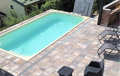 Duga Resa House | 2 Bedroom Awesome Home In Donji Zvecaj