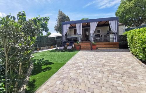 Vantacici House | 2 Bedroom Awesome Home In Vantacici