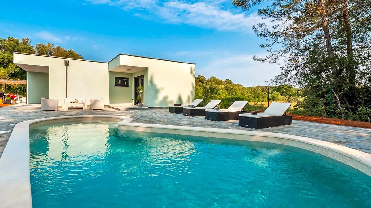 Borik House | 2 bedroom awesome home in Rovinj