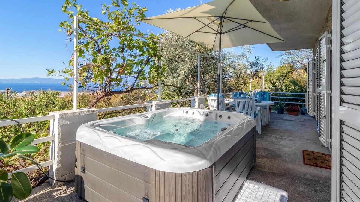 Smrika House | 2 bedroom awesome home in Smrika